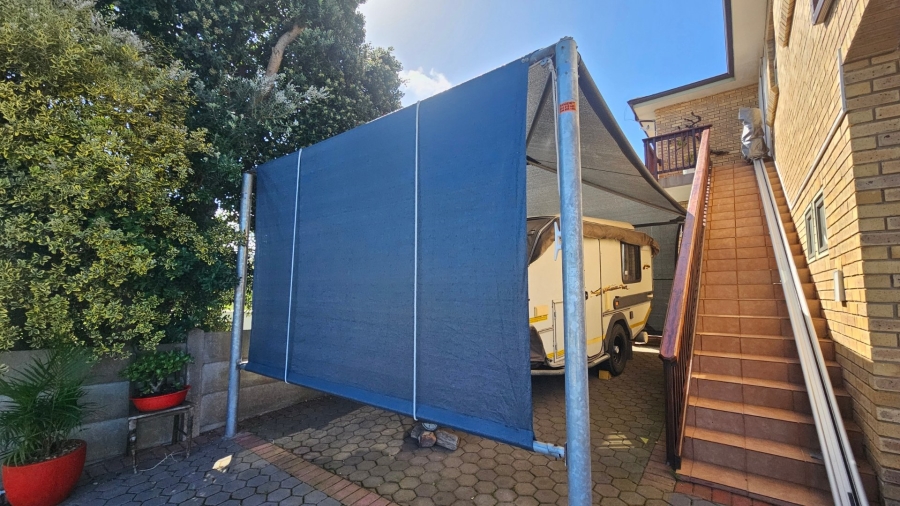 3 Bedroom Property for Sale in Dana Bay Western Cape